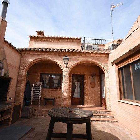 Casa Rural De Estilo Rustico Con Spa Almagro Luaran gambar