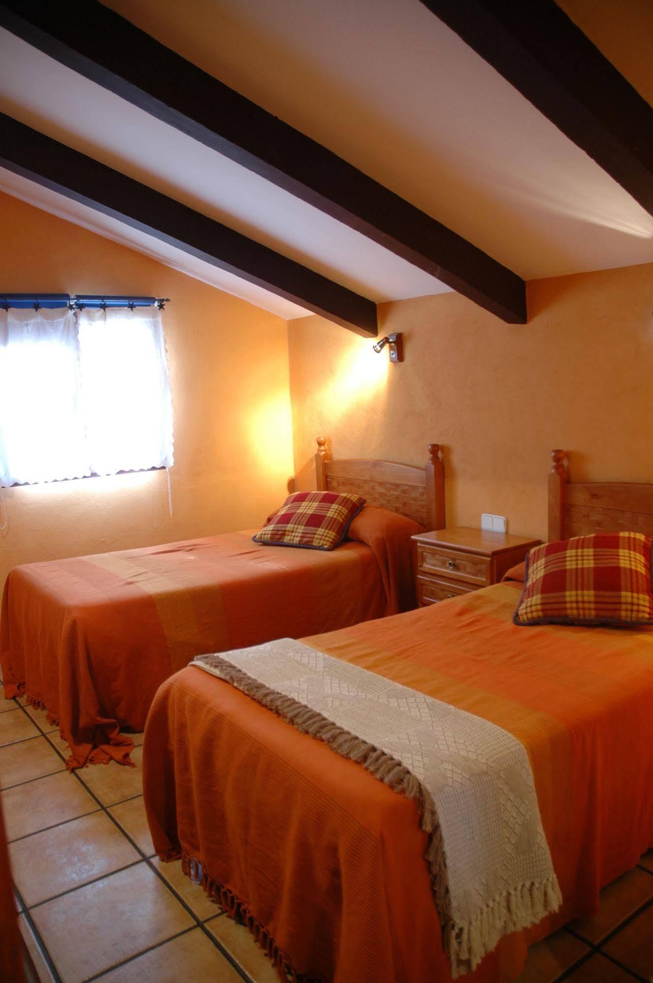 Casa Rural De Estilo Rustico Con Spa Almagro Luaran gambar
