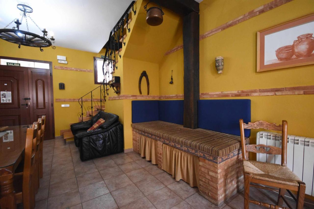 Casa Rural De Estilo Rustico Con Spa Almagro Luaran gambar